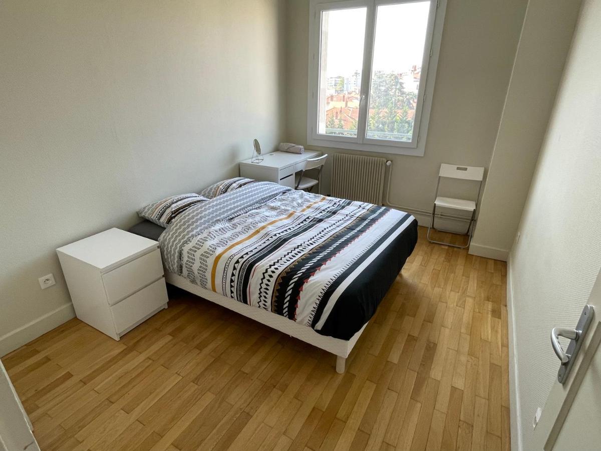 T4 3 Chambres Proche Grattes Ciel, Villeurbanne, Meuble Bagian luar foto